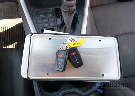 2021 Toyota Rav4 Xle from USA, damaged, VIN 2T3P1RFVXMC202835